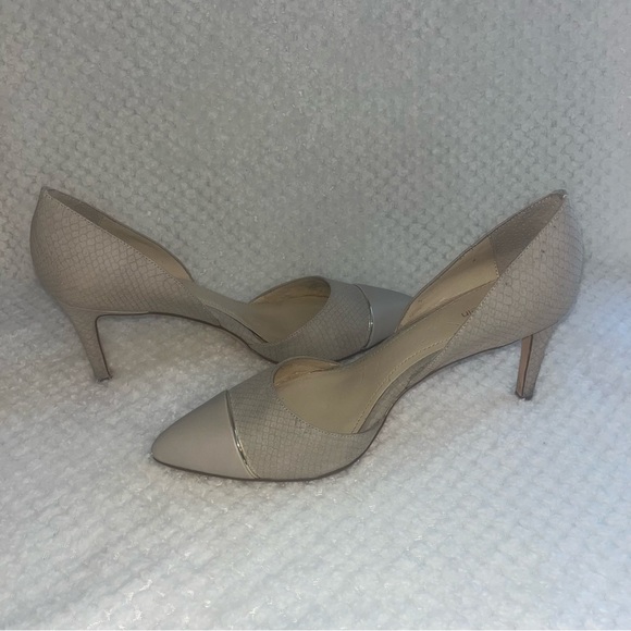 Womens Calvin Klein Elegant Beige Closed Toe Heels Business Casual Size 9.5 - Picture 5 of 8